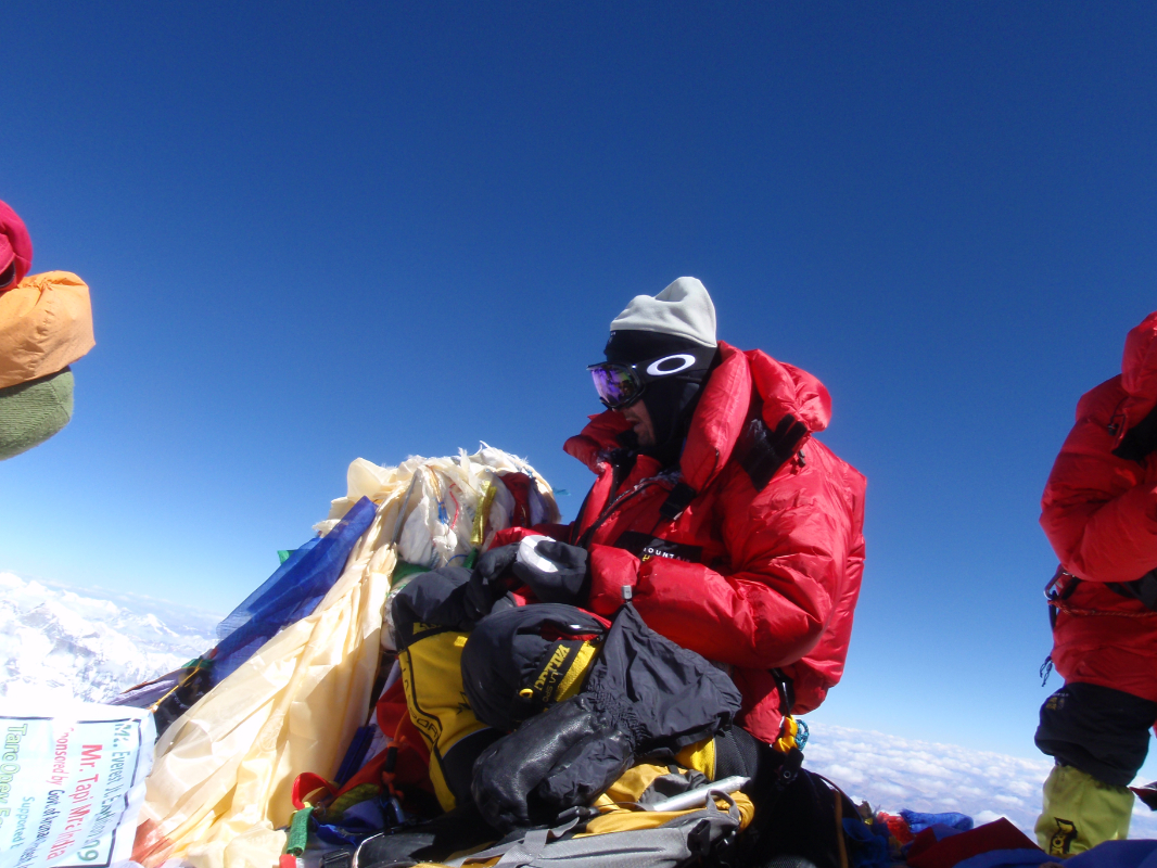 On the summit just after 9 am 5 21 09
